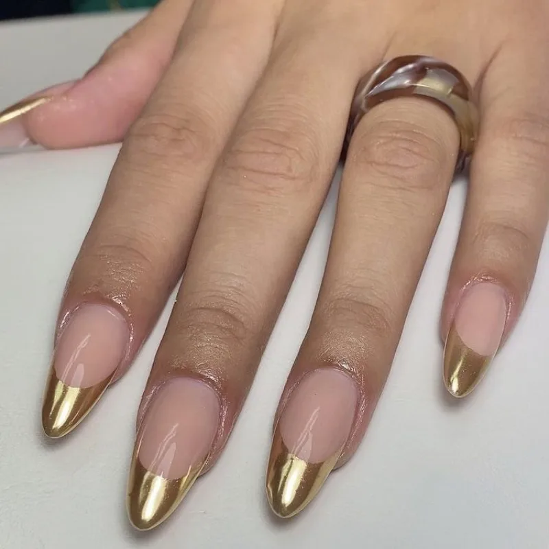 idea-french-twist-gold.webp